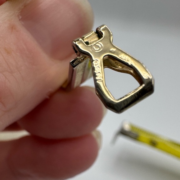 Vintage Yellow Gold Plated Textured Hoop Earrings - Picture 11 of 15